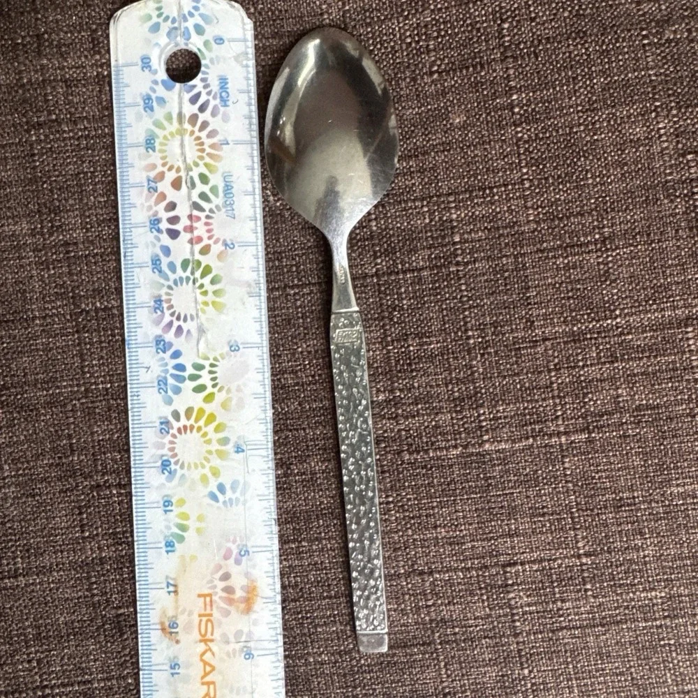 1 Teaspoon Ekco Eterna EKS2 20969 EKSEKS2 Hammered‎ Glossy Textured Stainless